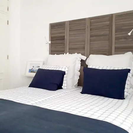House With 3 Bedrooms In With Wonderful Mountain View Shared Pool Enclosed Garden 5 Km From The Beach * Μάφρα